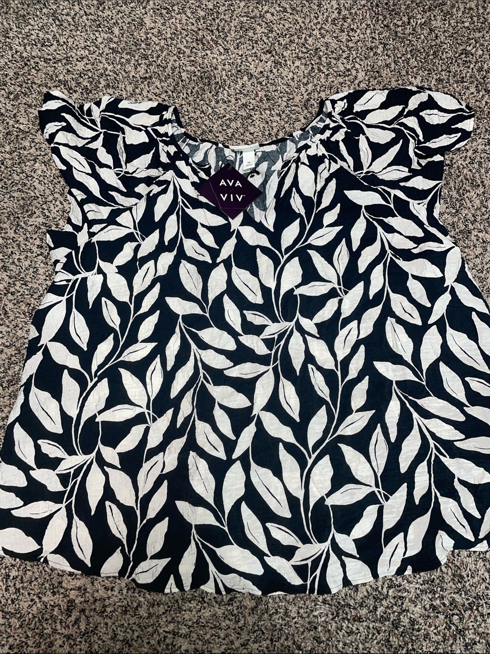 Ava & Viv Leaf-Print Flutter Sleeve Relaxed Fit Flowy Top Black White Sz 3X NWT